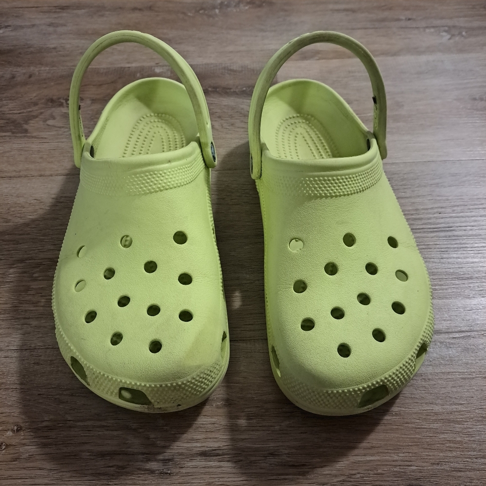 CROCS Men's Lime Green Sports Mode Shoes Size 12 - Picture 9 of 10